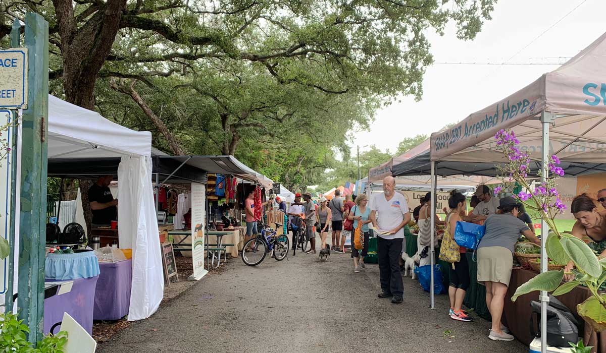 Legion Park farmers market