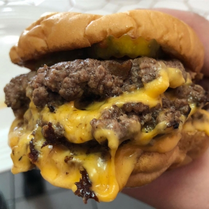 Photo: Burger Beast