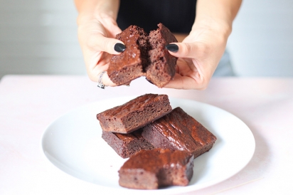 Vegan and gluten-free brownies from Pamela Wasabi