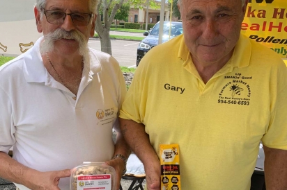 Jerry of Happy Dog Bakery and Gary of Farmers Market Honey