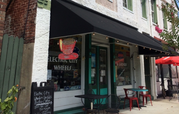 Electric City Wheels & Grinds in Monticello