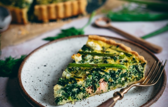 Salmon Aspargus Quiche