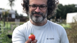 Roberto Grossman of Tiny Farm