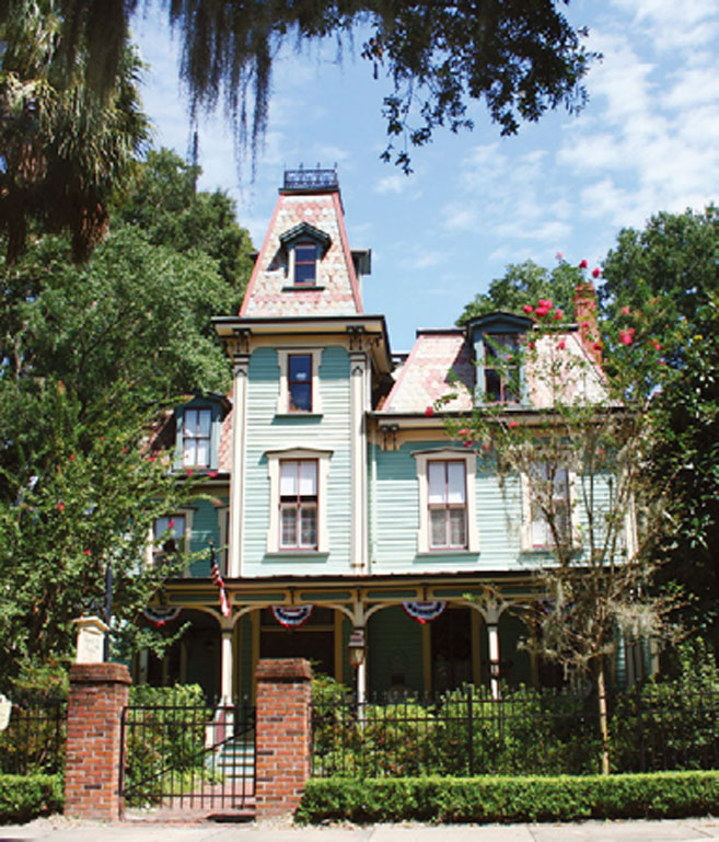 The 1885 Magnolia Plantation Bed and Breakfast