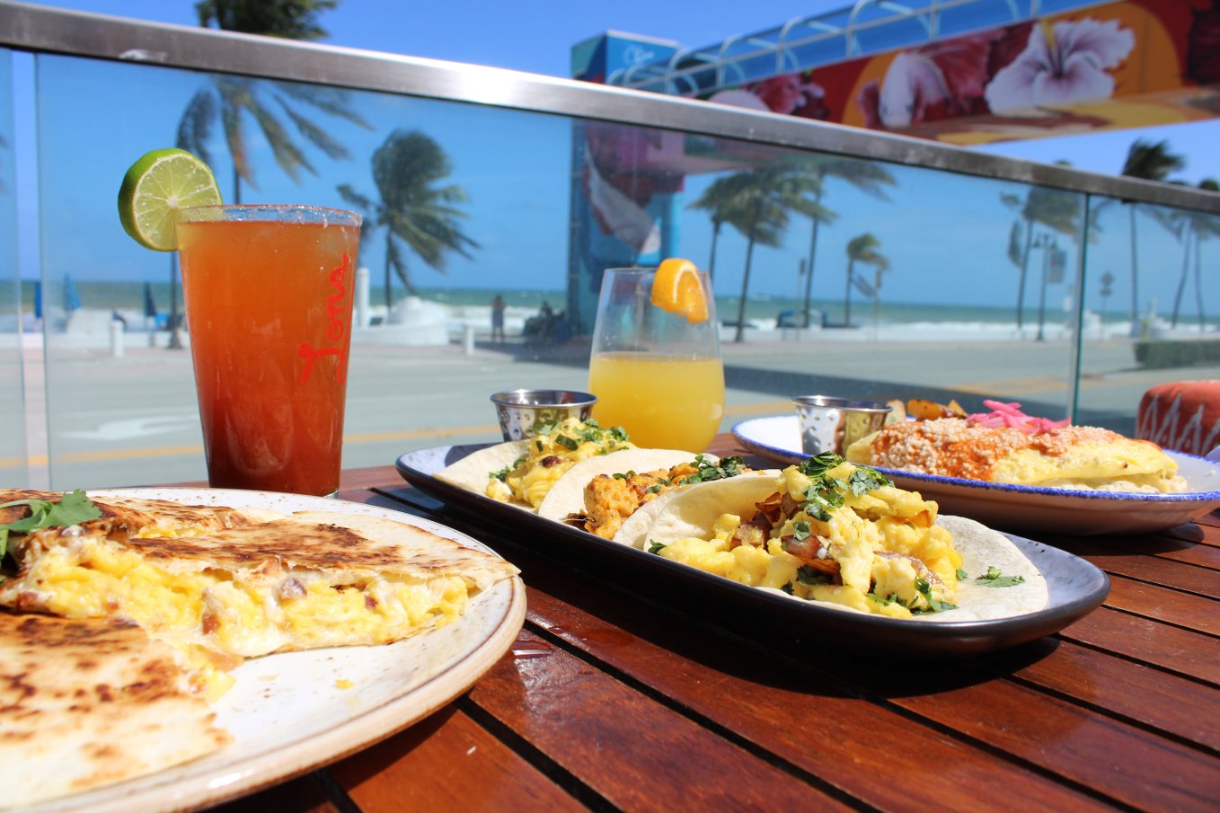 Lona, Fort Lauderdale